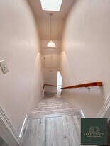 6314 SW Harbor Ave in Lincoln City, OR - Building Photo