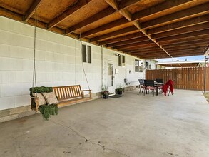 318 Abert Ave in Richland, WA - Building Photo - Building Photo