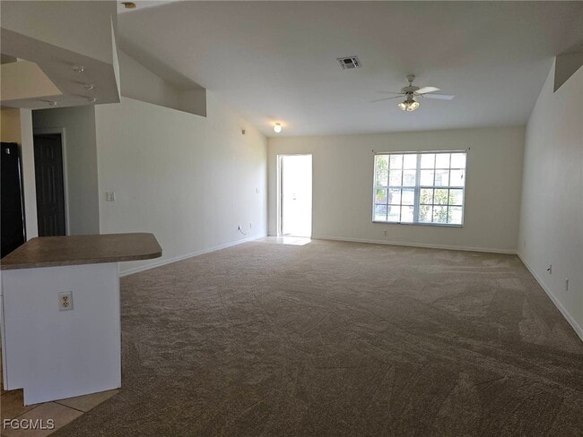 1900 NW 33rd Ave in Cape Coral, FL - Building Photo - Building Photo