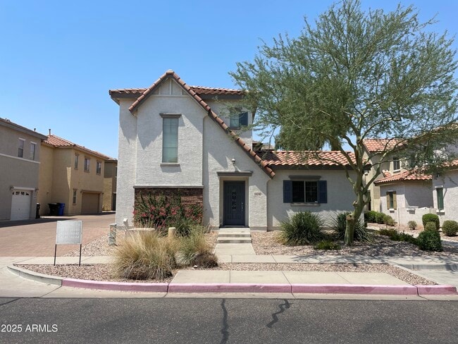 14240 W Country Gables Dr in Surprise, AZ - Building Photo - Building Photo