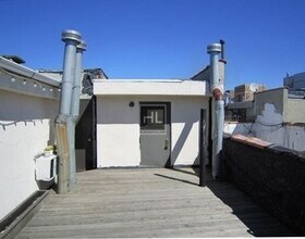 East 13th Street, Unit 6D in New York, NY - Building Photo - Building Photo