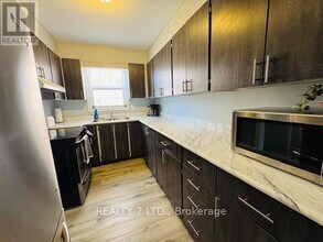 9-9 Donald Ave in Toronto, ON - Building Photo - Building Photo