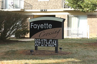 Fayette Crossing in Lexington, KY - Foto de edificio - Building Photo