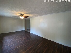 1005 Sandalwood Dr in Fayetteville, NC - Building Photo - Building Photo