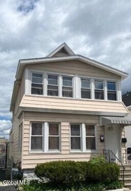 property at 1025 Pleasant St