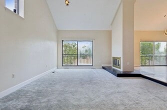 5 Millay Ct in Teaneck, NJ - Building Photo - Building Photo