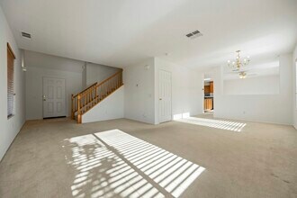 39312 Vía Belleza in Murrieta, CA - Building Photo - Building Photo