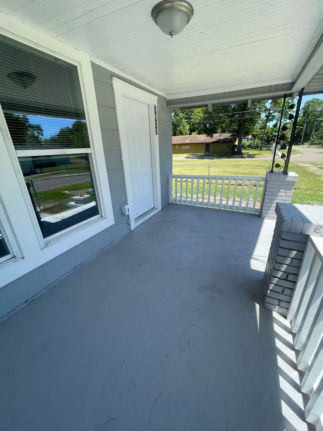 property at 1877 W 4th St