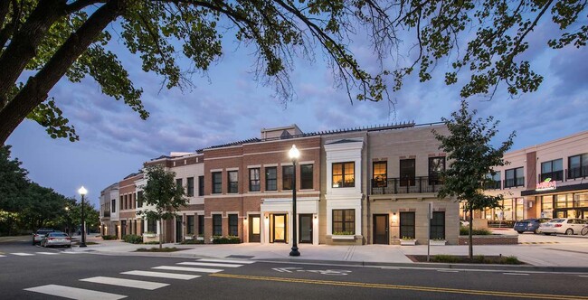 Verde Pointe in Arlington, VA - Foto de edificio - Building Photo