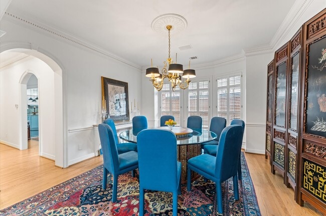 property at 2222 Nantucket Dr