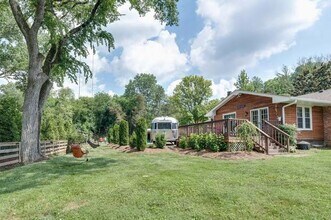 108 Spencer Creek Rd in Franklin, TN - Building Photo - Building Photo