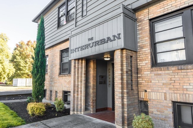 property at 1225 Chemeketa St NE