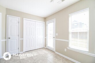 5788 Misty Hill Cir in Clemmons, NC - Building Photo - Building Photo