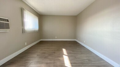 Willow Glen Apartments in San Diego, CA - Building Photo - Interior Photo