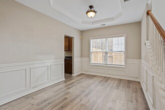 26 Deckers Way in Greenville, SC - Foto de edificio - Building Photo