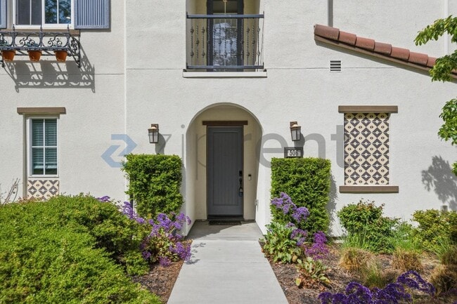 506 Sardinia Ter in Sunnyvale, CA - Foto de edificio - Building Photo