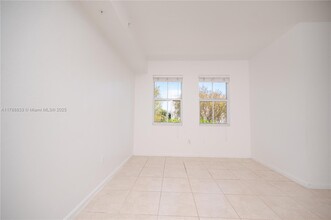11403 NW 89th St, Unit 212 in Doral, FL - Building Photo - Building Photo