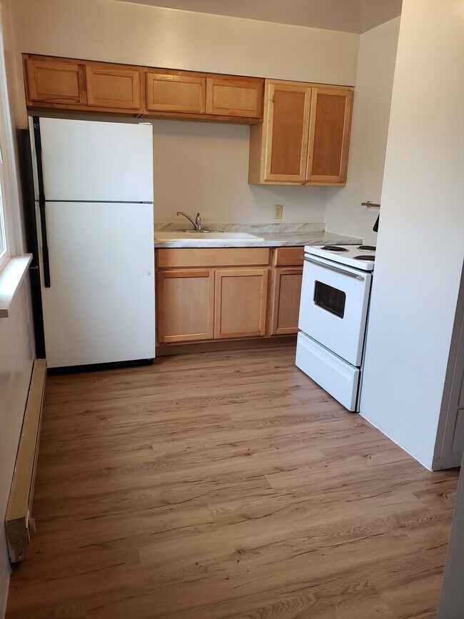 302 1st Ave in Lewiston, ID - Foto de edificio - Building Photo