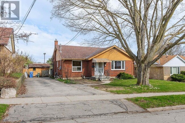 20 Cadillac Dr in Guelph, ON - Building Photo - Building Photo