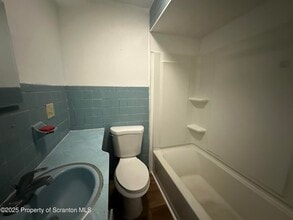 717 Prospect Ave in Scranton, PA - Building Photo - Building Photo