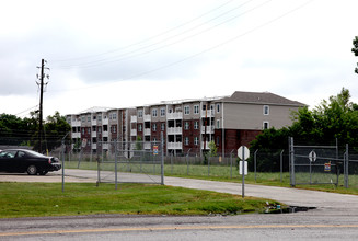 Lafayette Landing at Kessler in Indianapolis, IN - Building Photo - Building Photo