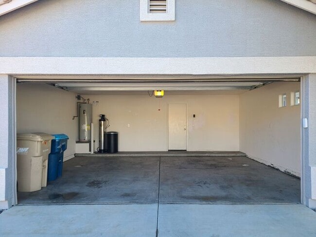 22263 W Shadow Dr in Buckeye, AZ - Building Photo - Building Photo