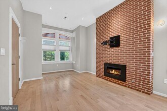 1620 15th St NW in Washington, DC - Foto de edificio - Building Photo