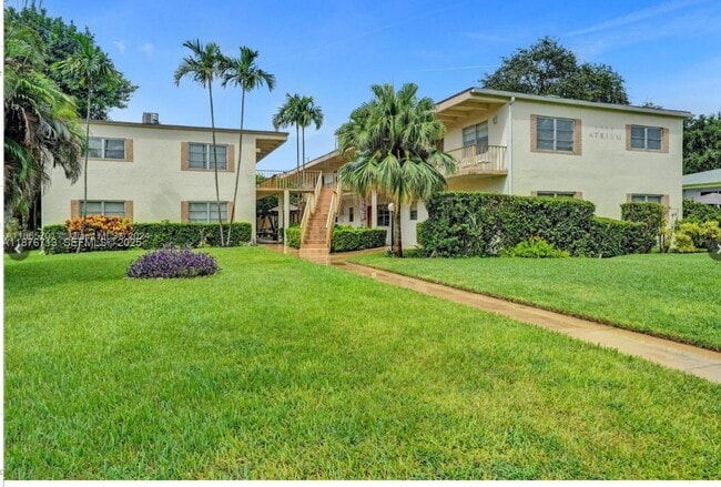 property at 2515 Polk St