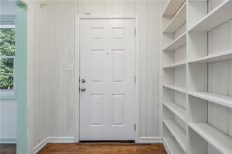 804 Brookdale Dr SW in Atlanta, GA - Building Photo - Building Photo