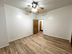 16 Broadway, A in Woodridge, NY - Building Photo - Building Photo