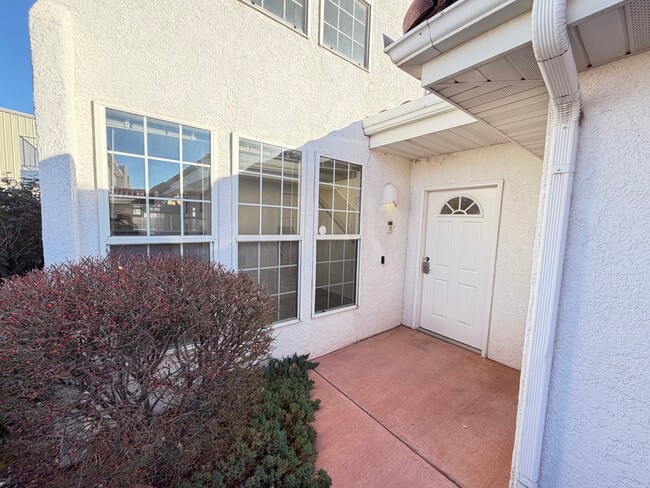 1200 Glen Canyon Dr in Page, AZ - Building Photo - Building Photo