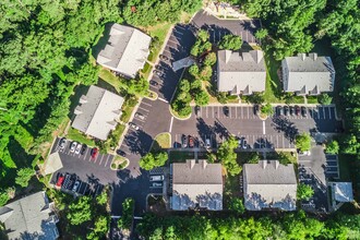 Juniper Pointe Apartments in Sanford, NC - Foto de edificio - Building Photo