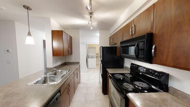 9124-9196 96 Ave in Grande Prairie, AB - Building Photo - Building Photo