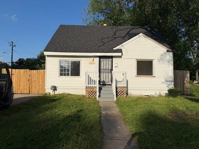 property at 19966 Lindsay St