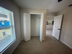 2310 NE 35th Ln, Unit 13112 in Cape Coral, FL - Building Photo - Building Photo