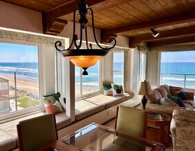 1320 Seacoast Dr, Unit Unit P in Imperial Beach, CA - Building Photo - Building Photo