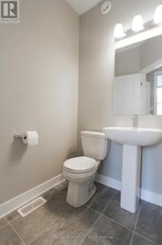 527 Triangle St in Ottawa, ON - Building Photo - Building Photo