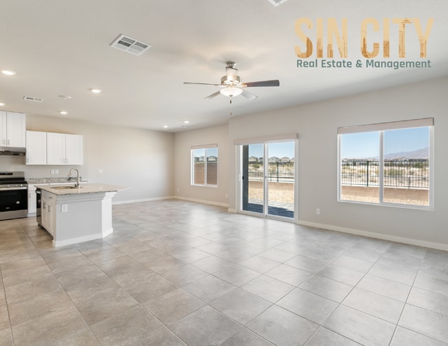 1066 Strigose Ave in North Las Vegas, NV - Building Photo - Building Photo