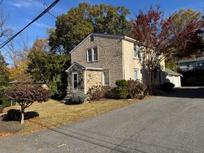 8 Walnut Ave in Wilmington, DE - Foto de edificio - Building Photo