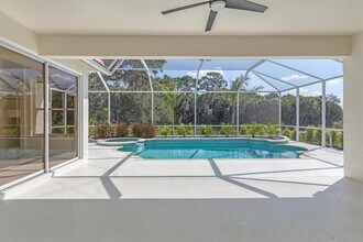 8501 Park Shore Ln in Sarasota, FL - Building Photo - Building Photo