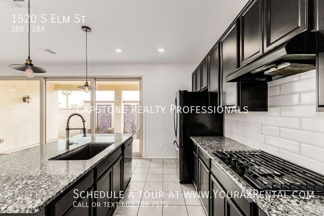 1520 S Elm St in Gilbert, AZ - Building Photo - Building Photo