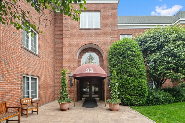 property at 33 West Putnam Avenue