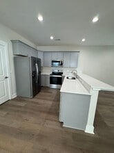 111 Brawley Villas Pl in Mooresville, NC - Building Photo - Building Photo