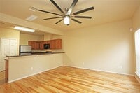 2206 Naomi St photo'