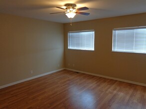 2426 E 110th Pl in Northglenn, CO - Building Photo - Building Photo