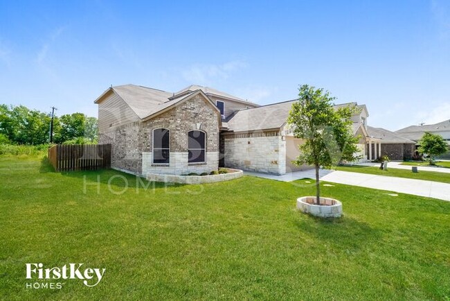 7130 Turnbow in San Antonio, TX - Building Photo - Building Photo