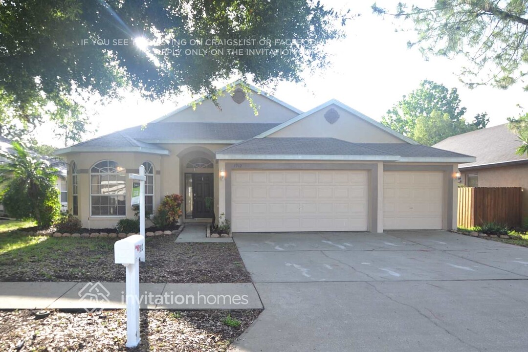 1912 Wood Brook St in Tarpon Springs, FL - Building Photo