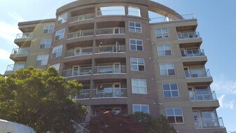 530 Melrose Ave E, Unit 508 in Seattle, WA - Building Photo