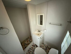 14035 W River Rd in Inglis, FL - Building Photo - Building Photo