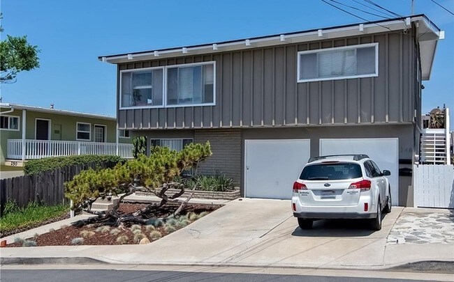 248 La Paloma in San Clemente, CA - Foto de edificio - Building Photo